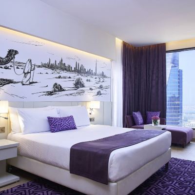 Deluxe King Suite With City View