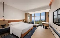 Four Points by Sheraton Dali Erhai Hotel