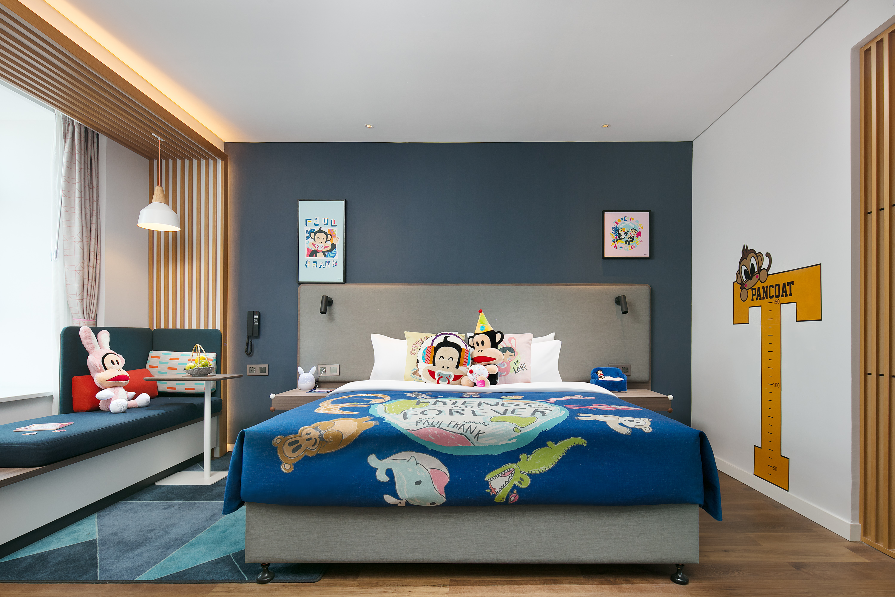 智选亲子房（舒达床垫+小童主题房型+全身镜）