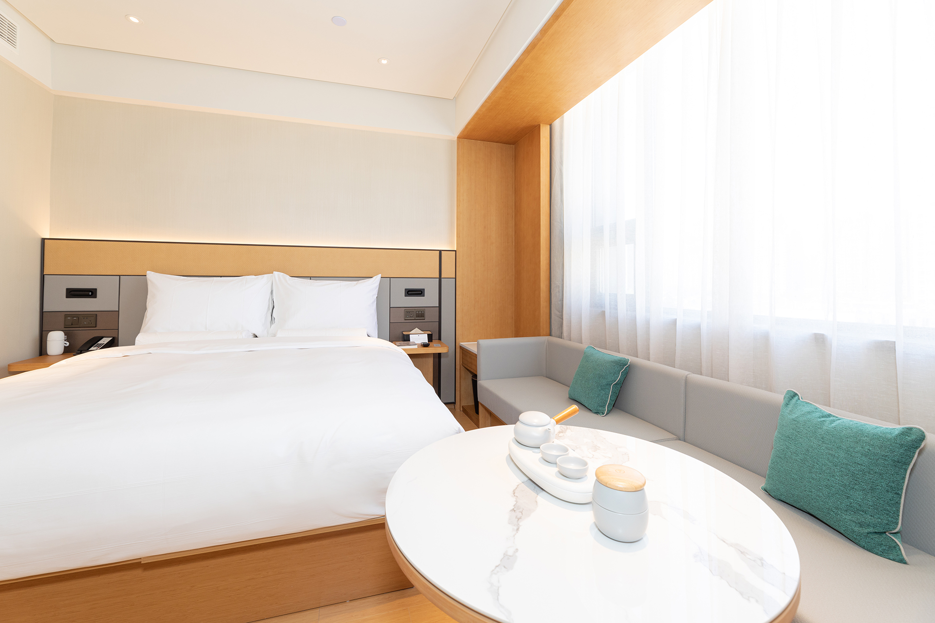 高级大床房（可投屏65寸电视+金可儿床垫+智能马桶）