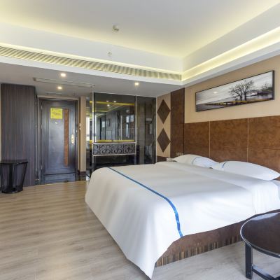 ASH·惠享大床房【遮光酣睡+時尚簡約+解壓床墊】 奧尚酒店公寓（佛山均安樂滙城店）優惠