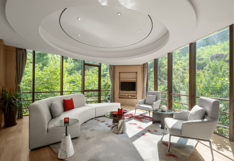 Suzhou Tonino Lamborghini Rosso HotelGarden Smart Suite