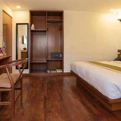 Deluxe King Room Timber House Promo Code