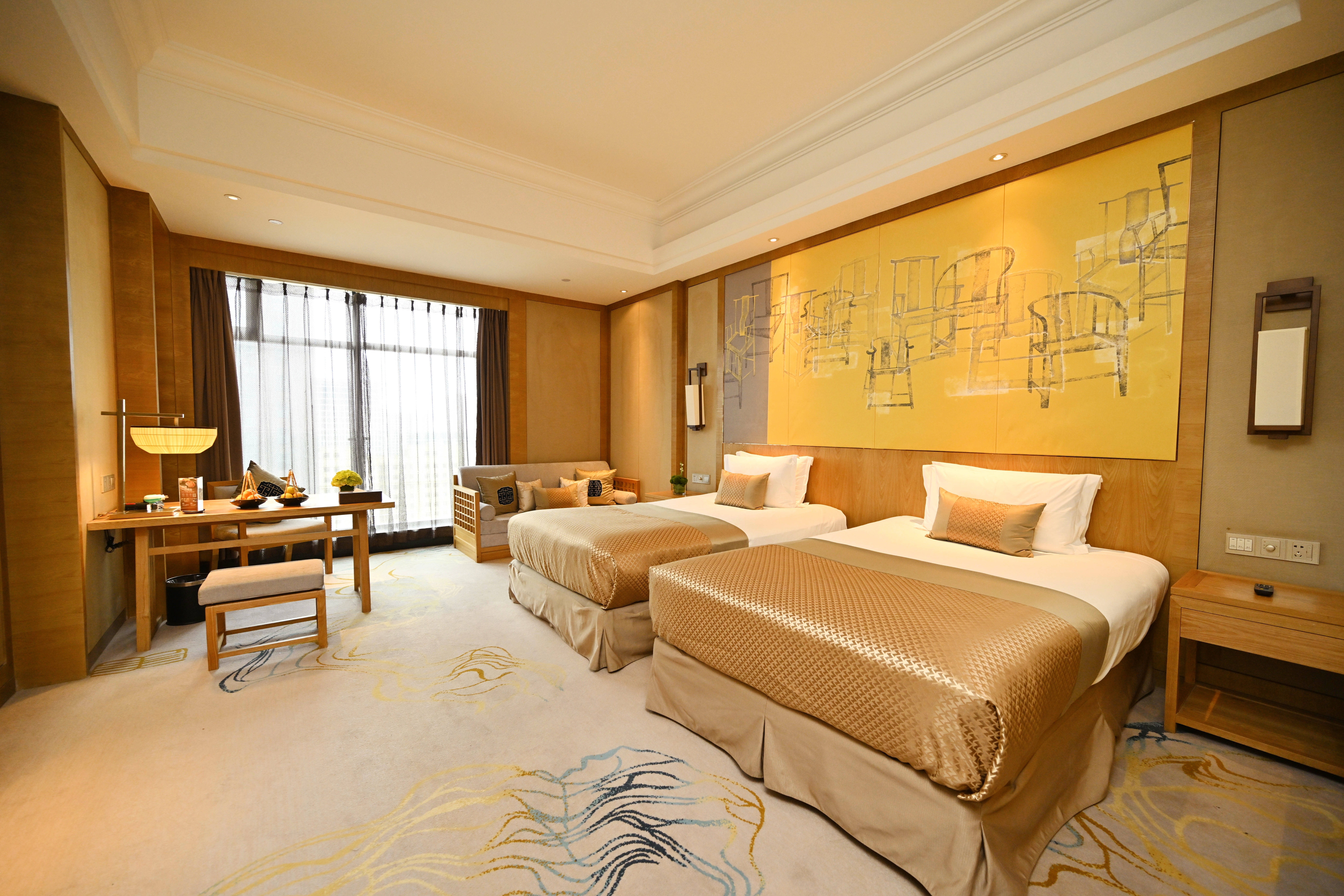 Elegant Deluxe Room (2 Beds)