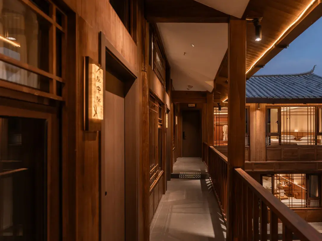 Courtyard-in-courtyard Molin Oxygen Inn - Lijiang