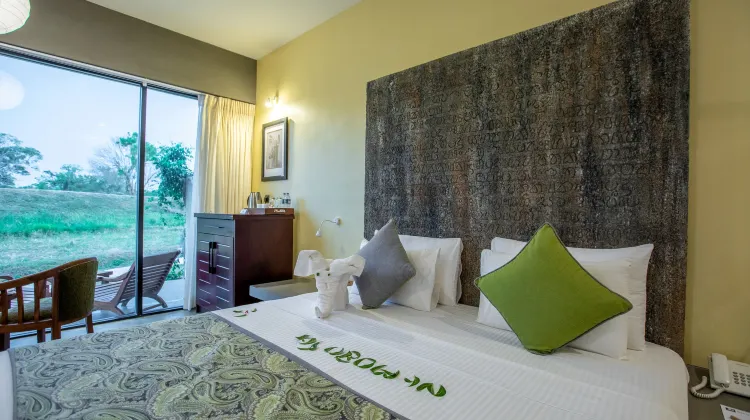 Sigiriya King's Resort Room