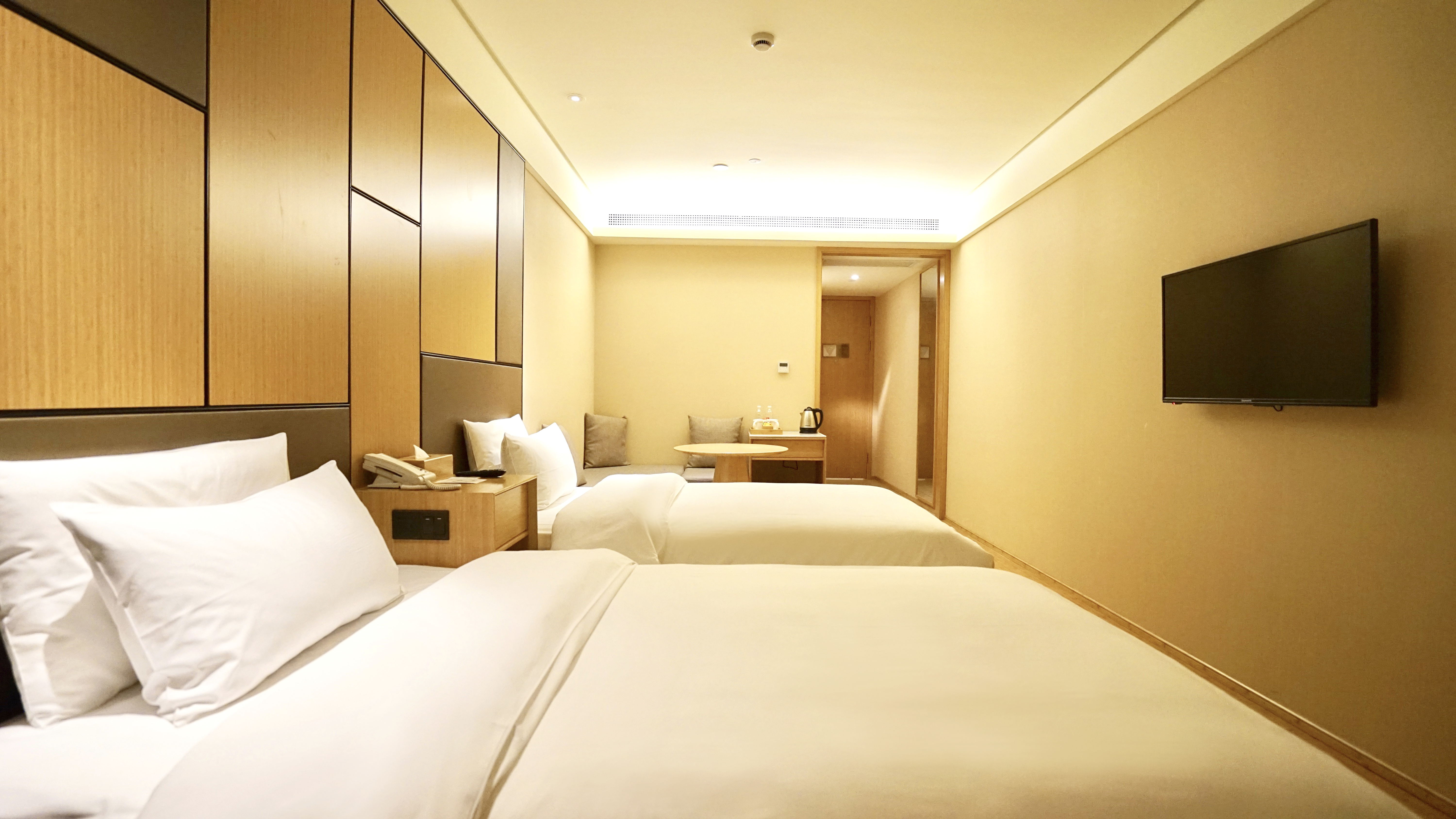 高级双床房（投屏电视）