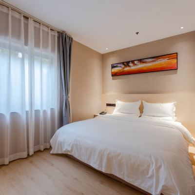 豪華園景房 艾思頓L飯店（廈門高崎機場復旦中山醫院店）優惠