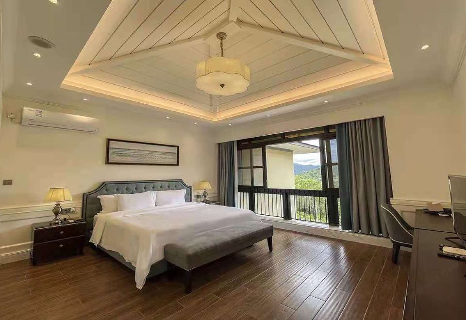 坡地五房别墅丨私家泡池&庭院