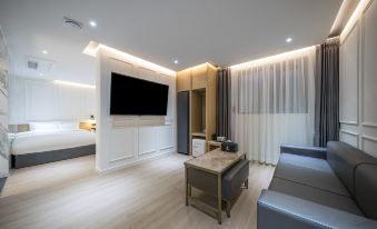 Brown Dot Hotel Pyeonghwa plaza - Housity
