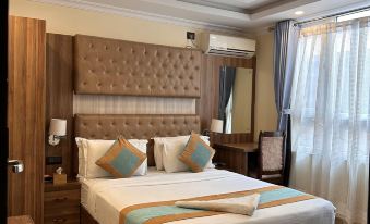 Grand Yak Boutique Hotel