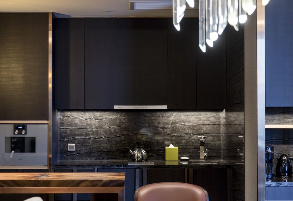 Hyatt Regency Bangkok SukhumvitPresidential Suite With 1 King Bed