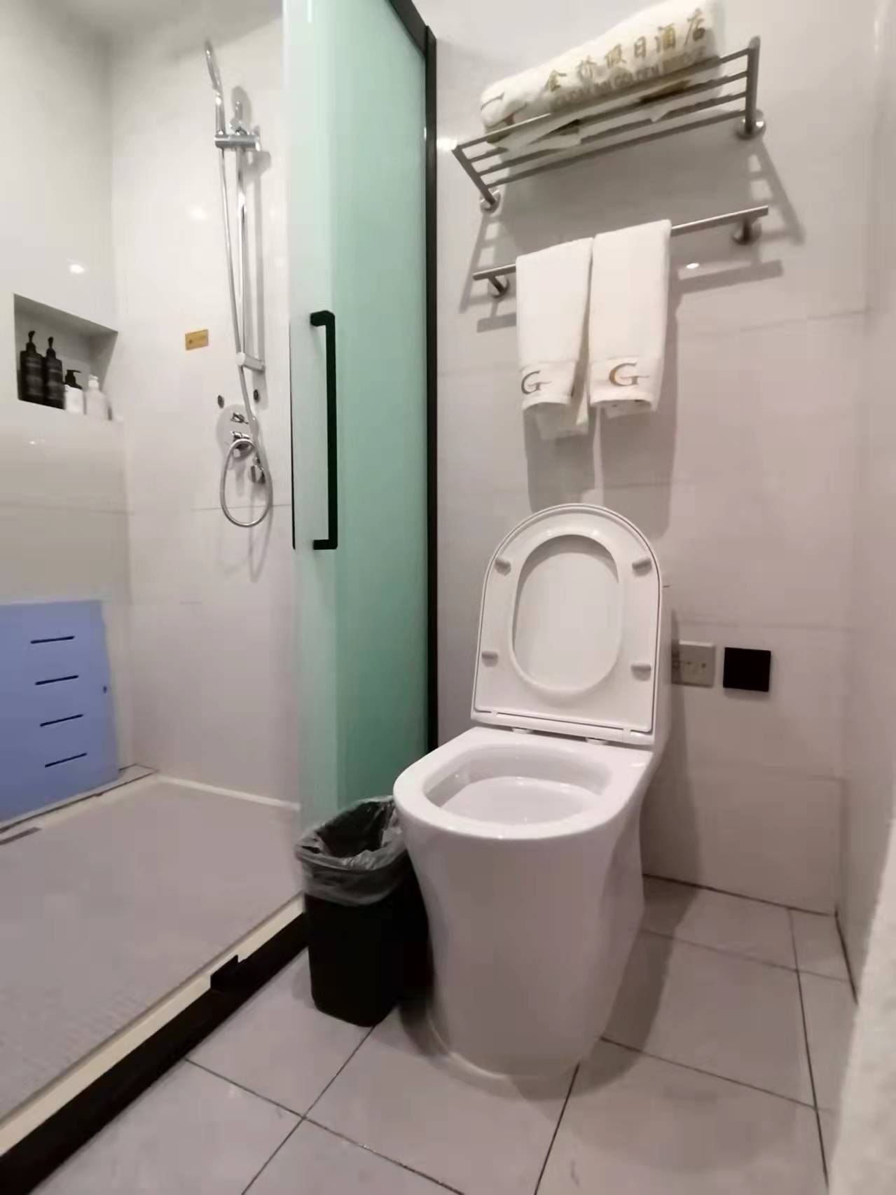 悦景双床房（智能语音）