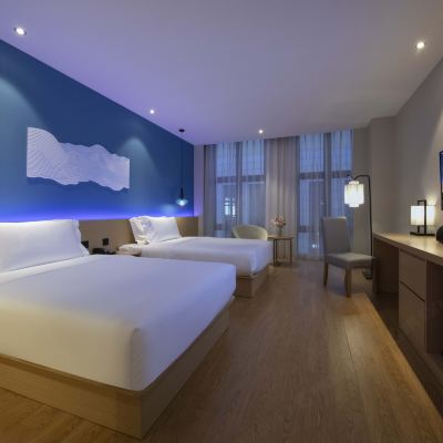 豪華雙床房（小冰箱） 桔子酒店（上海浦東機場店）優惠