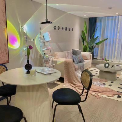 童趣高空景觀複式套房（極米4K+巨幕投影+洗衣機+冰箱） GS高空設計師自助飯店（成都人民北路店）優惠