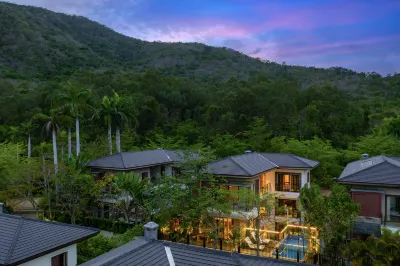 Sanya Yalong Bay Shanhaiju Villa Hôtels à : 