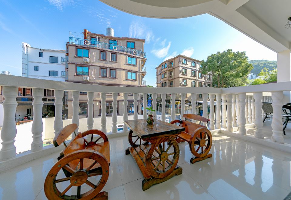 一見傾心·陽台大床房