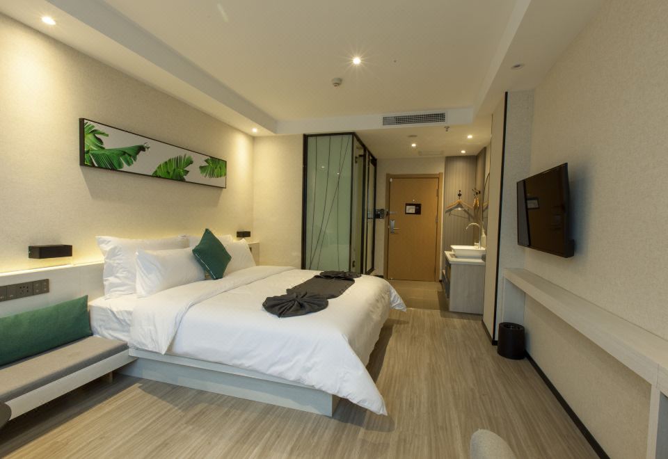 优馨大床房-智能客控