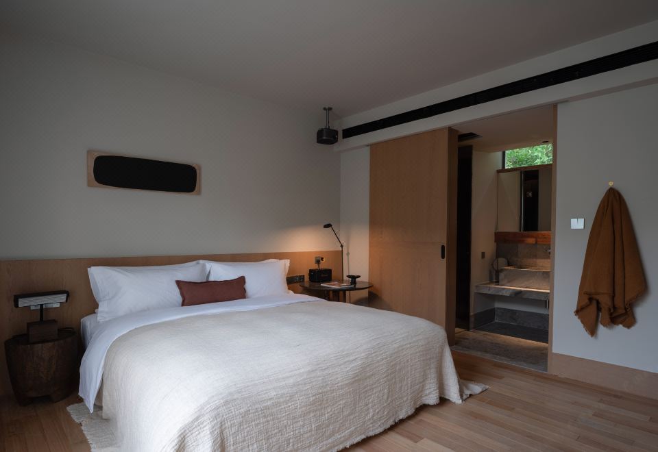 柏露·山景露臺大床房