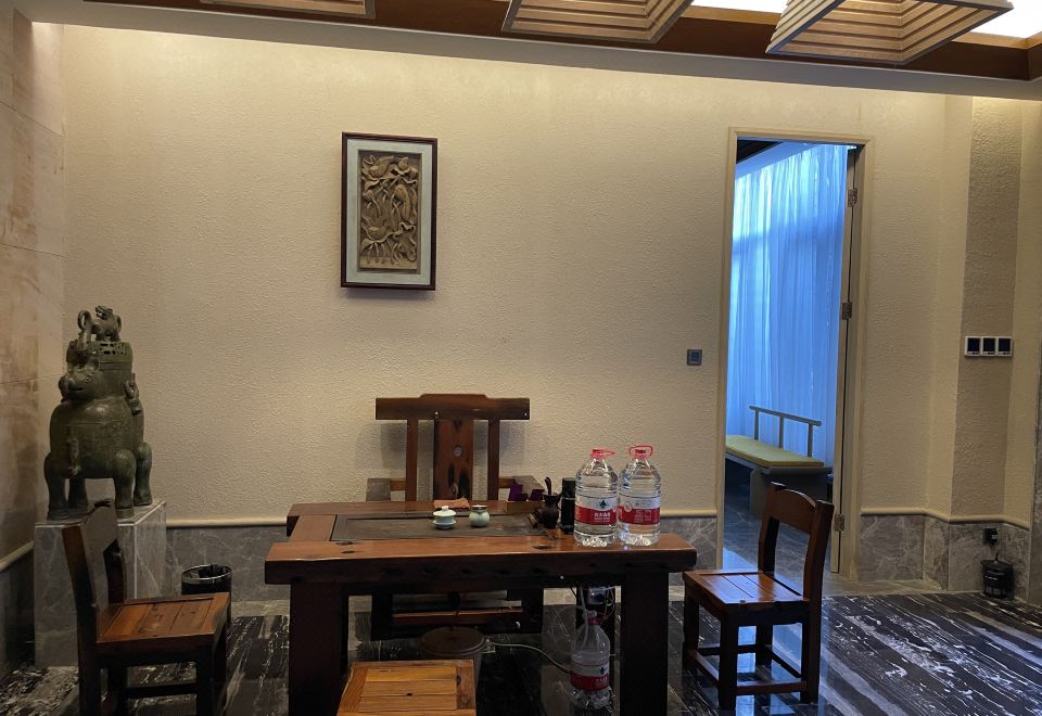 地派享泉居-三房两厅别墅-独立庭院-茶台-麻将桌