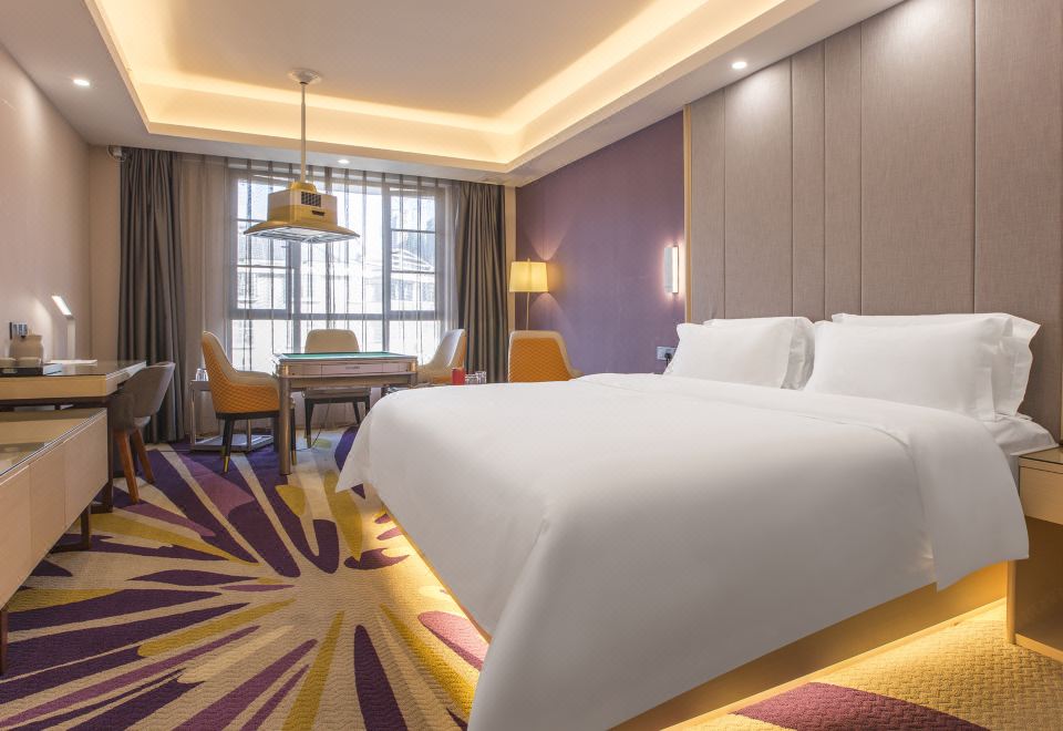Queen Room