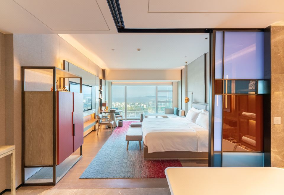 商務海景大床房（180度全落地窗看海景日出）