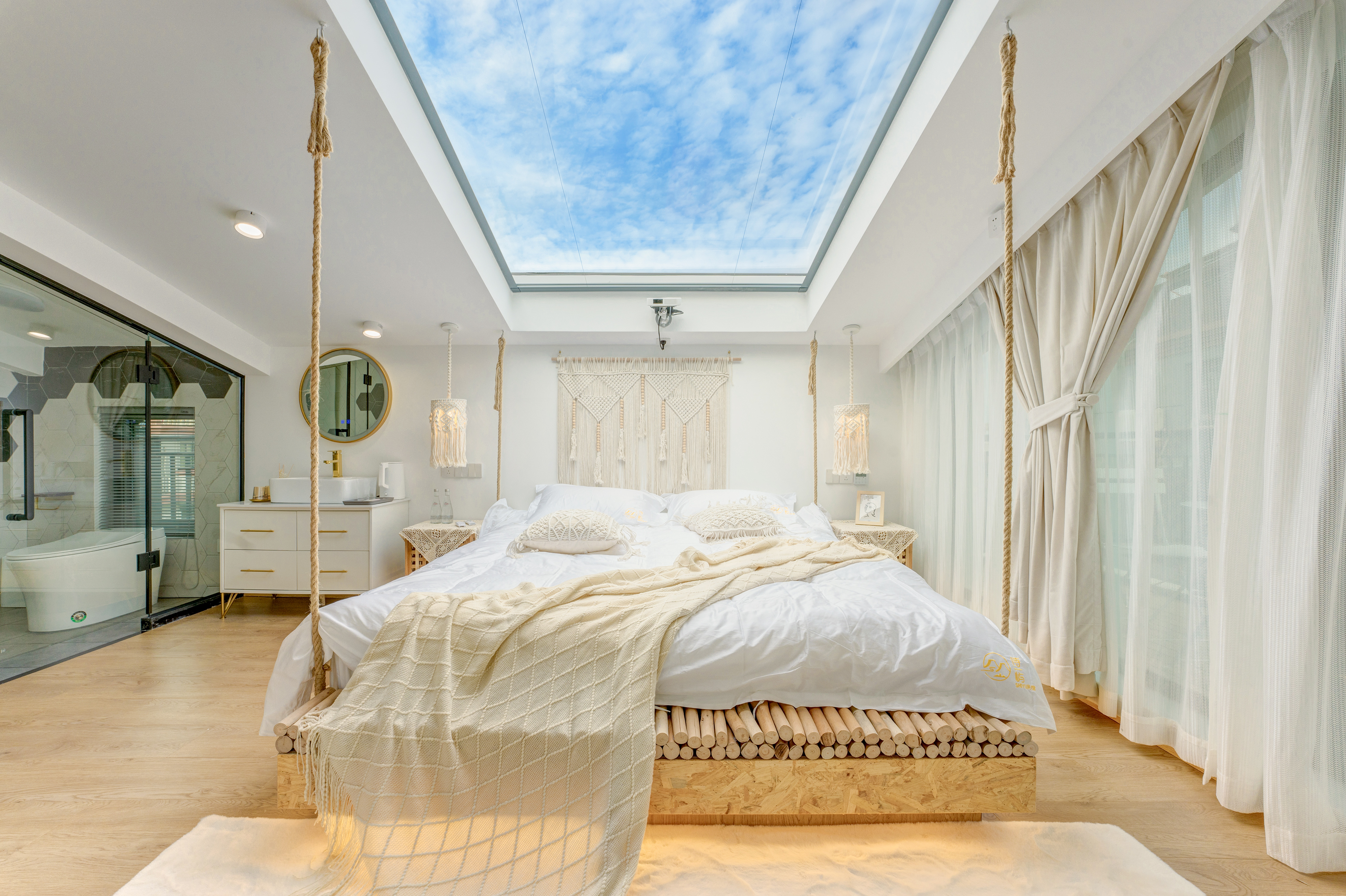 枕星-北欧星空房