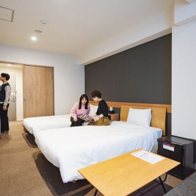 三人房（帶獨立浴室） 留夜大阪心齋橋 - 青年旅舍優惠