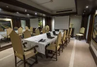 塞西莉亞酒店