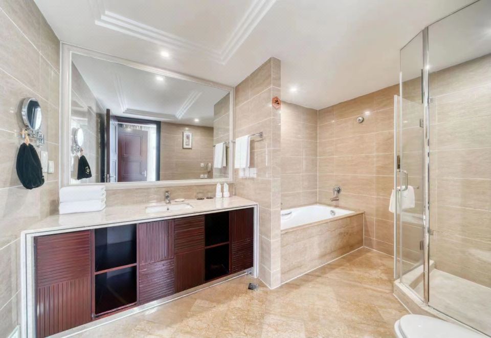 豪华浴缸双床房