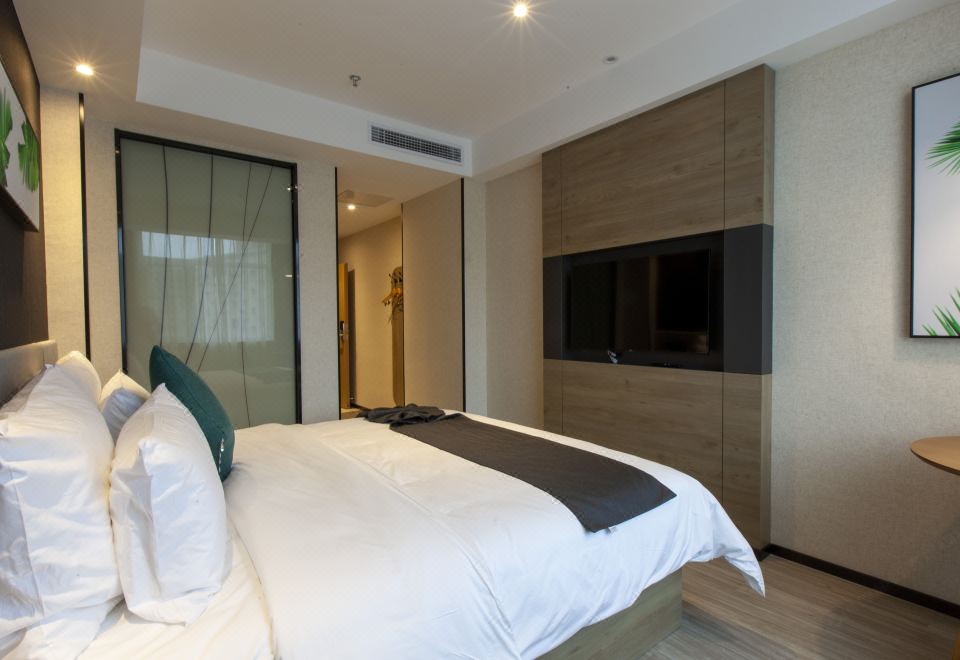 优品大床房-智能客控