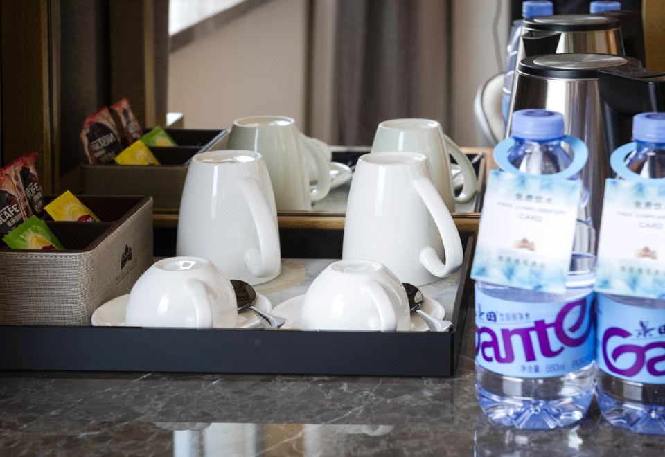 Yijing Guanlan HotelExecutive Queen Room