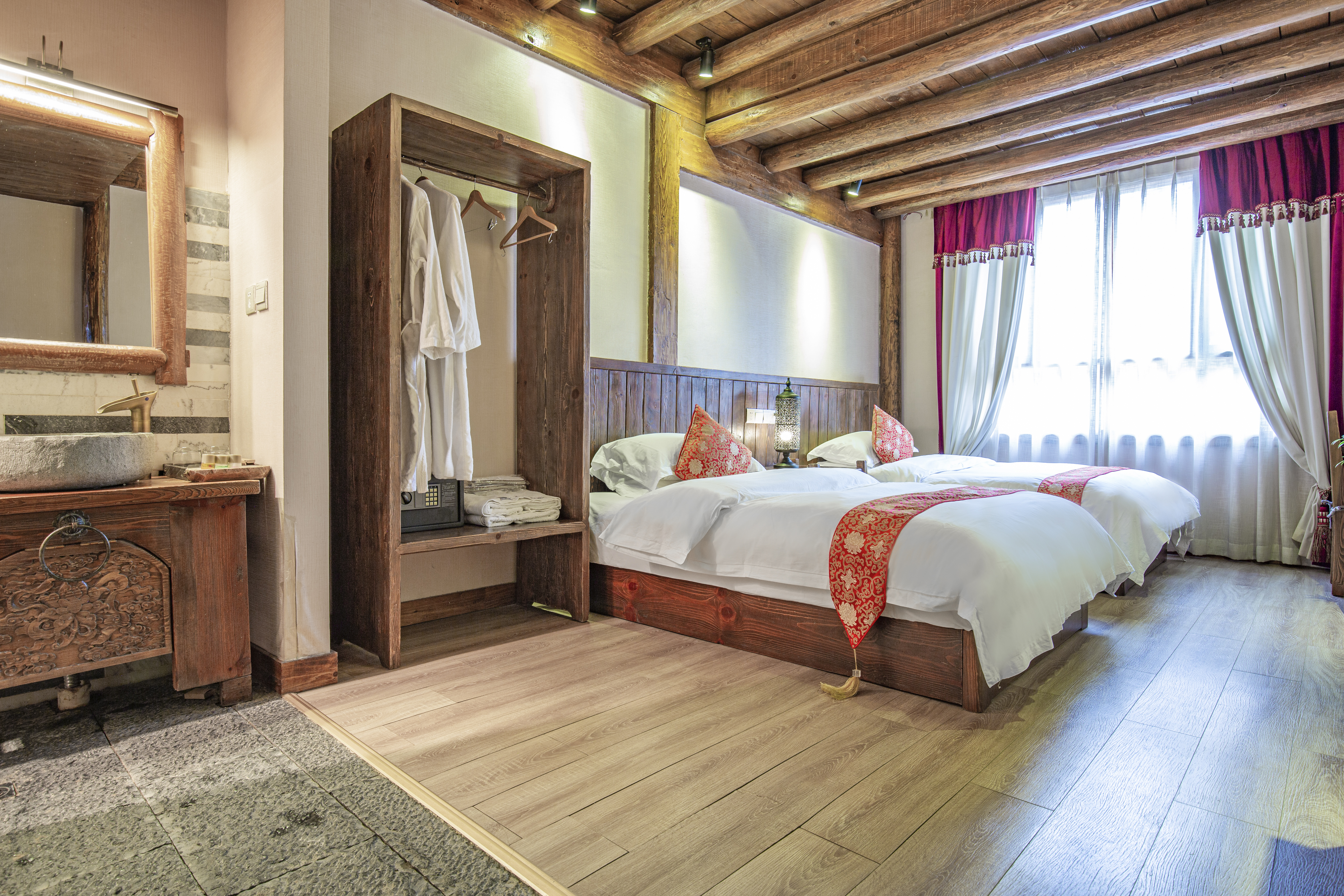 Deluxe Room (2 beds)