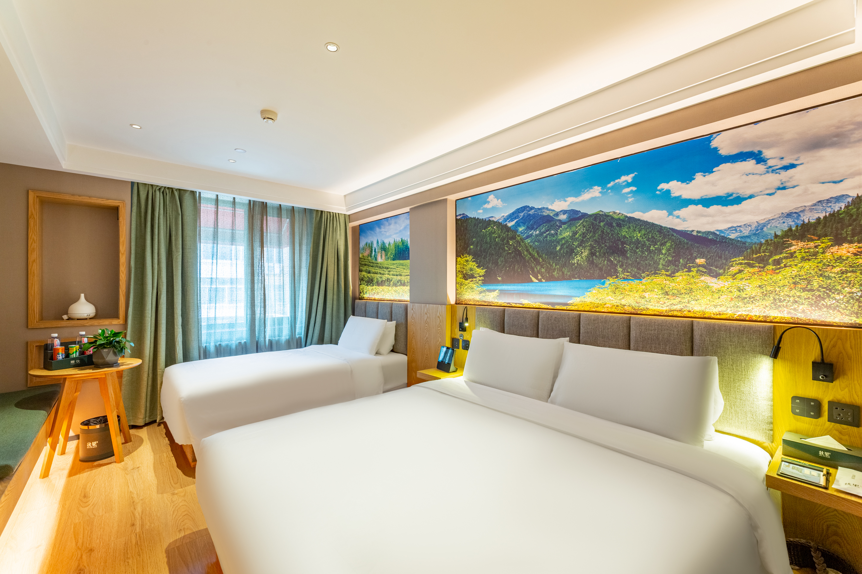 温馨亲子房（全屋智能+加湿器+独立空调+独立冰箱）