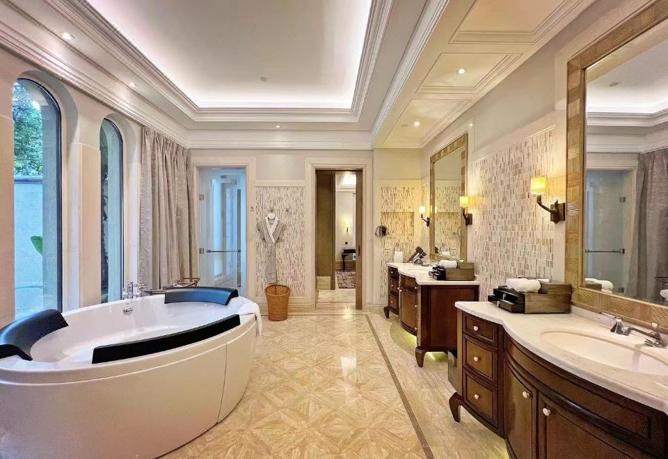 三居室總統別墅-私人恆温泳池（主卧悦眠智能深睡床）