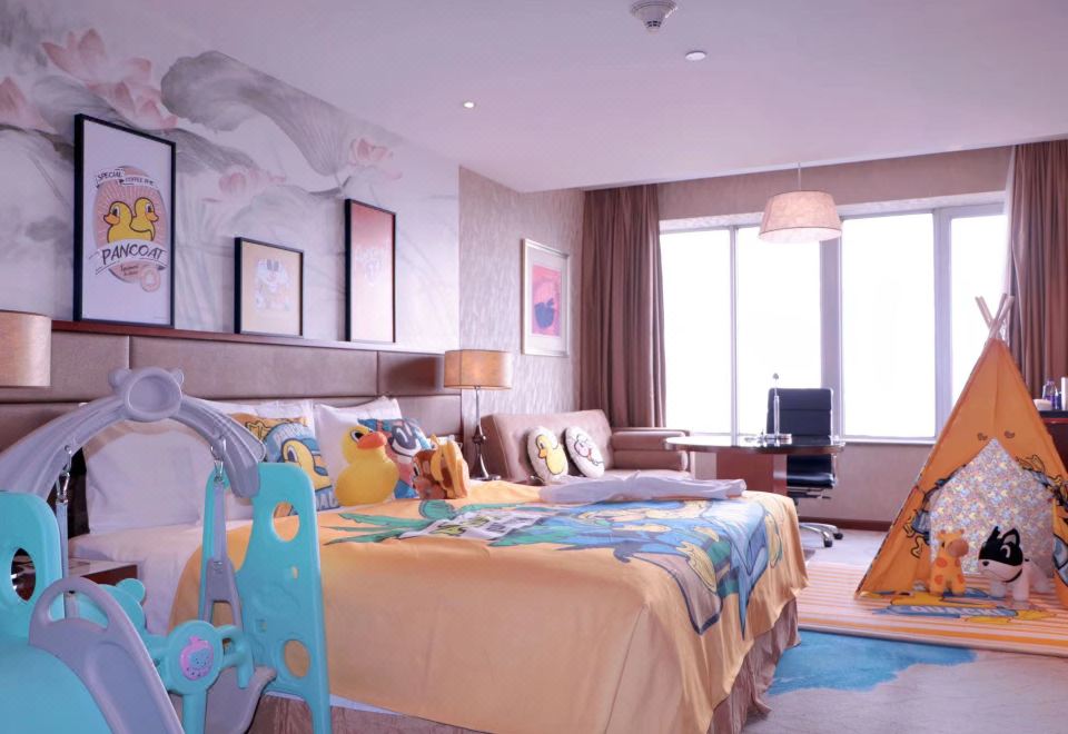 盼酷小黃鴨親子主題高級間