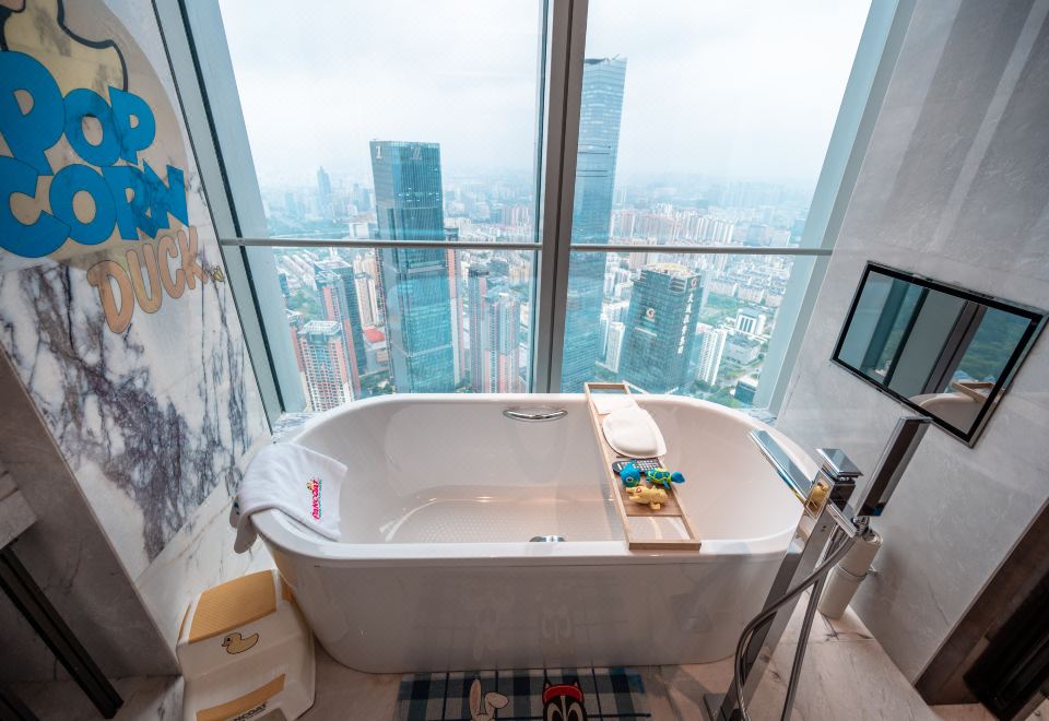 Na Lotus Hotel NanningB.Duck Themed Suite