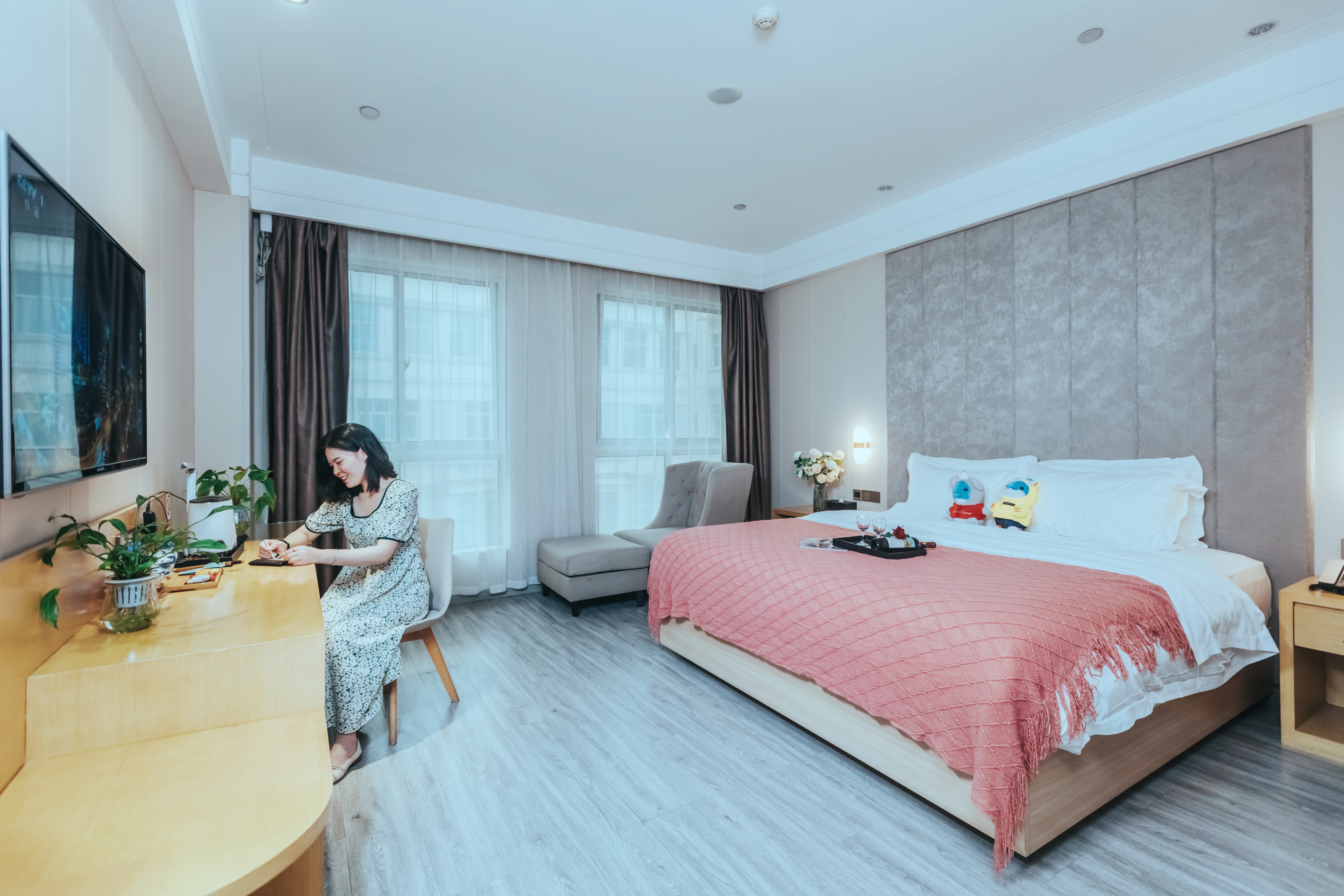 輕奢雅緻大床房