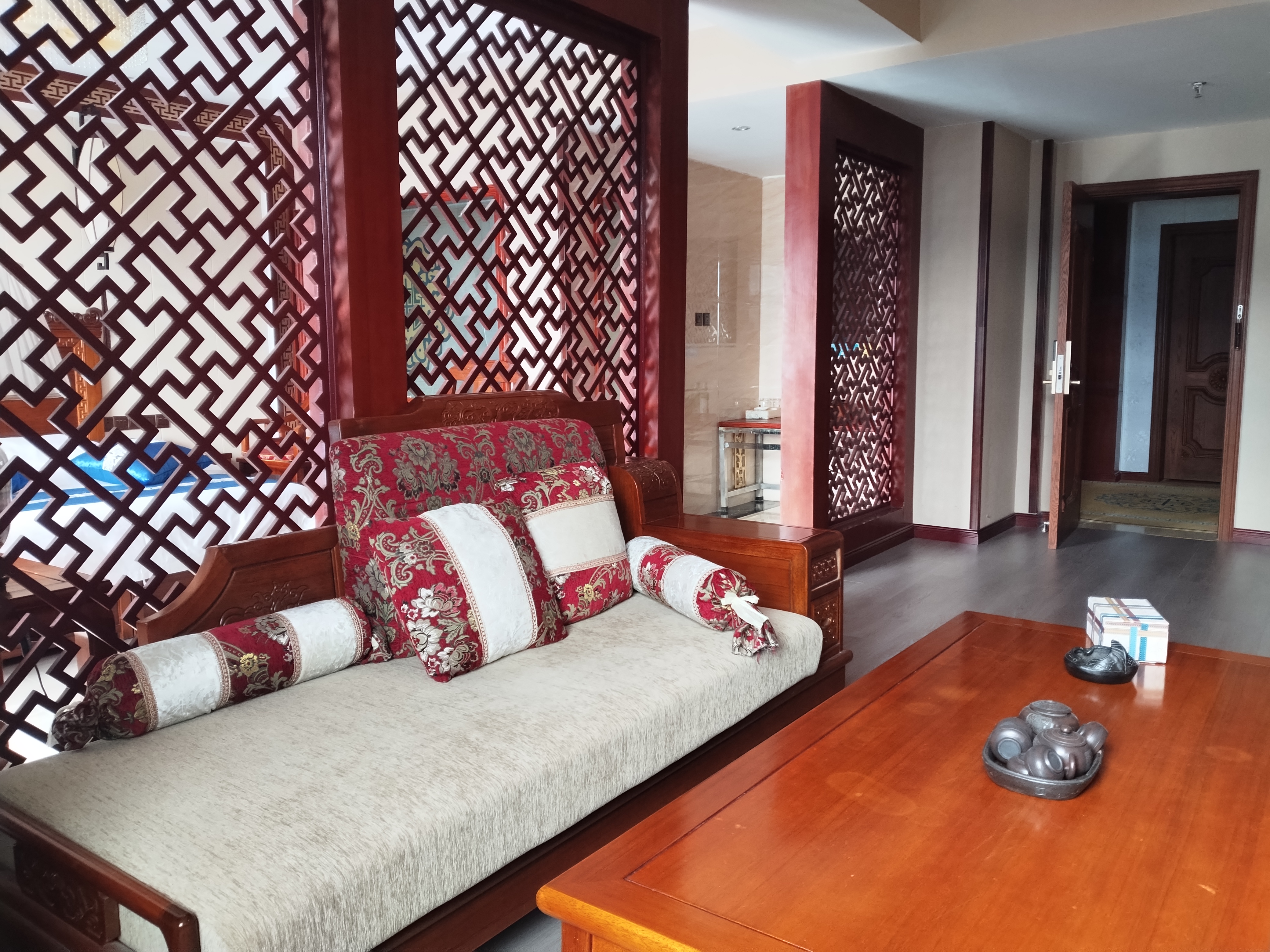 雪山景高级一室套房（空调+供氧）