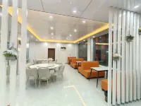 Lingyue Hotel