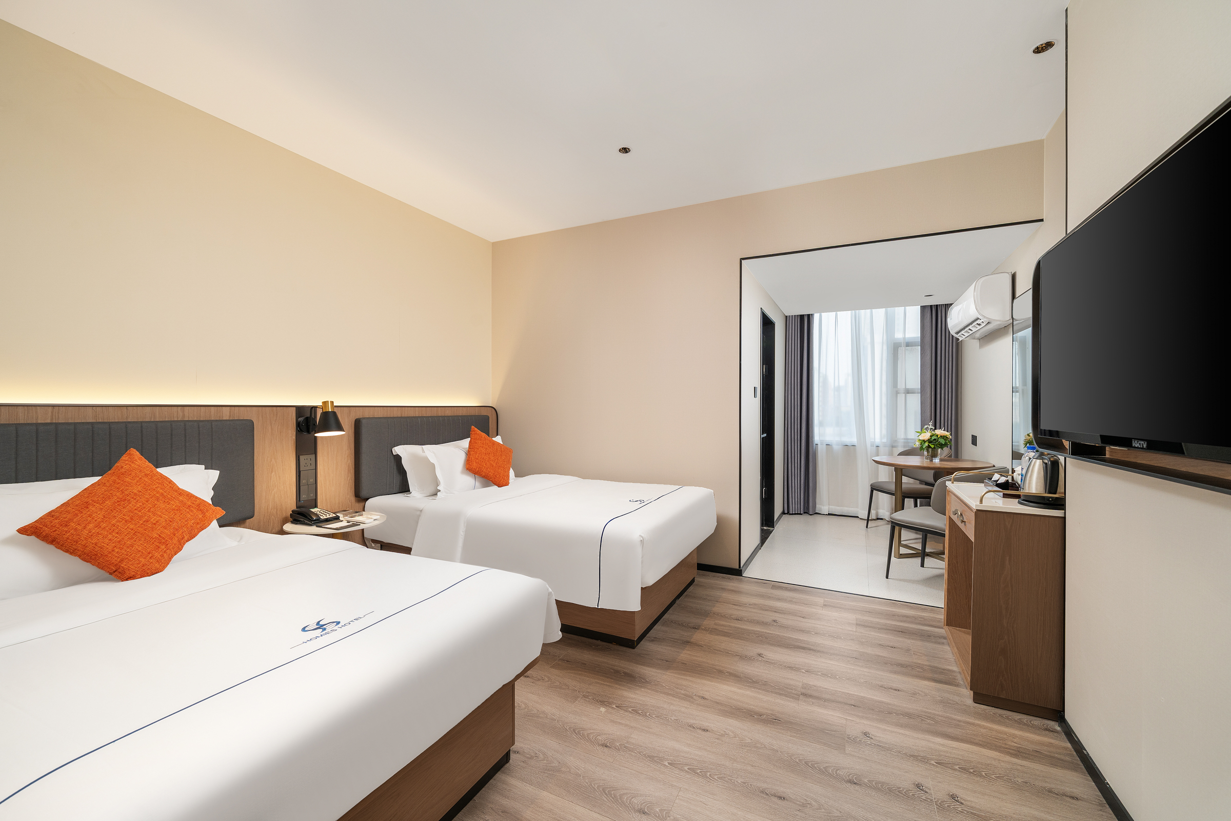 精英商务双床房『高清电视+独立办公桌』