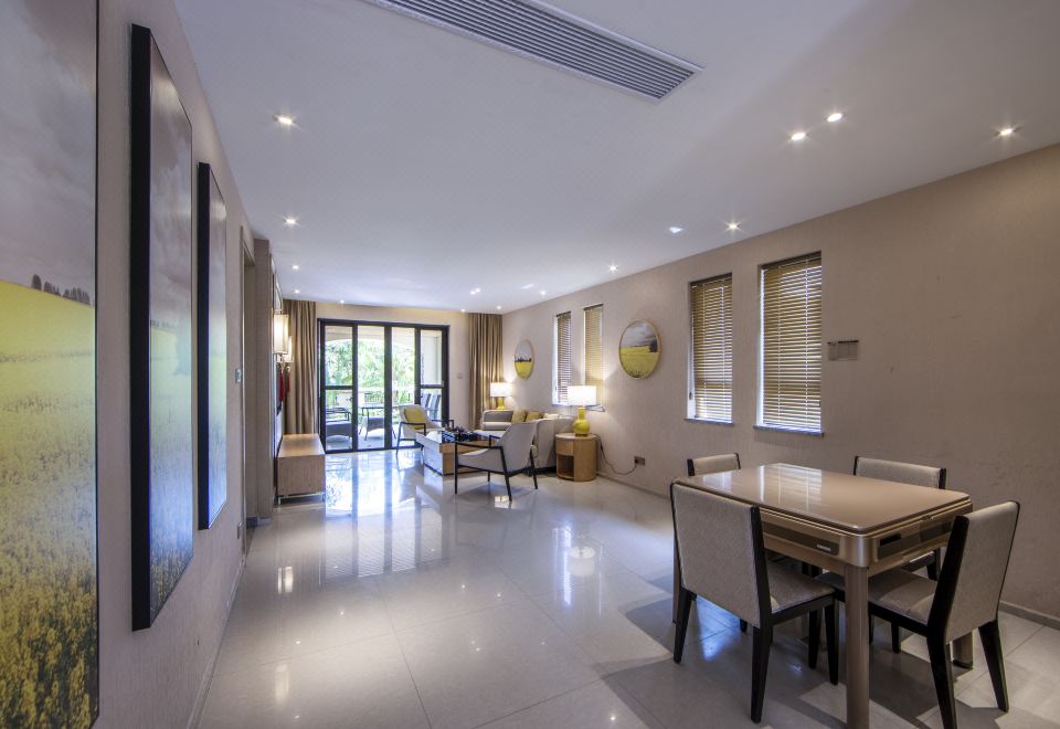 Yuetianxia Hot Spring HotelGarden Hot Spring Twin Suite