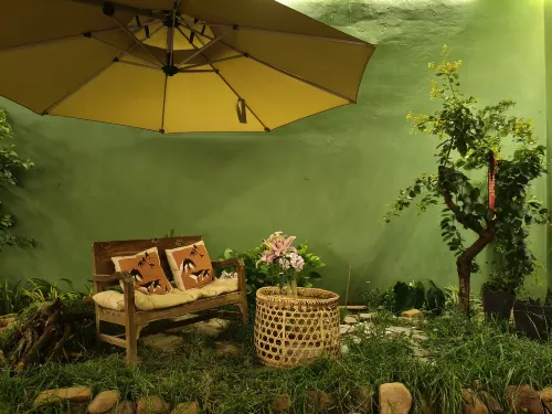 WEIFENG     HOMESTAY