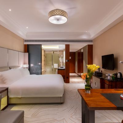 行政樓層豪華大床房 杭州索菲特西湖大酒店優惠