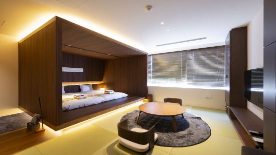 TORIFITO HOTEL&POD KANAZAWA ฮยาคุมังโกคุ-โดริ