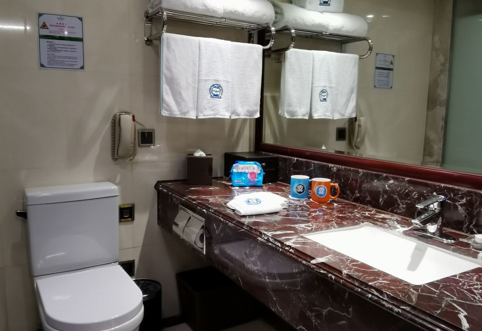 Pine City Hotel ShanghaiThe Octonauts Room