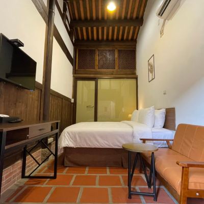 高級加大雙人床房 明 金門古寧歇心苑古厝民宿優惠