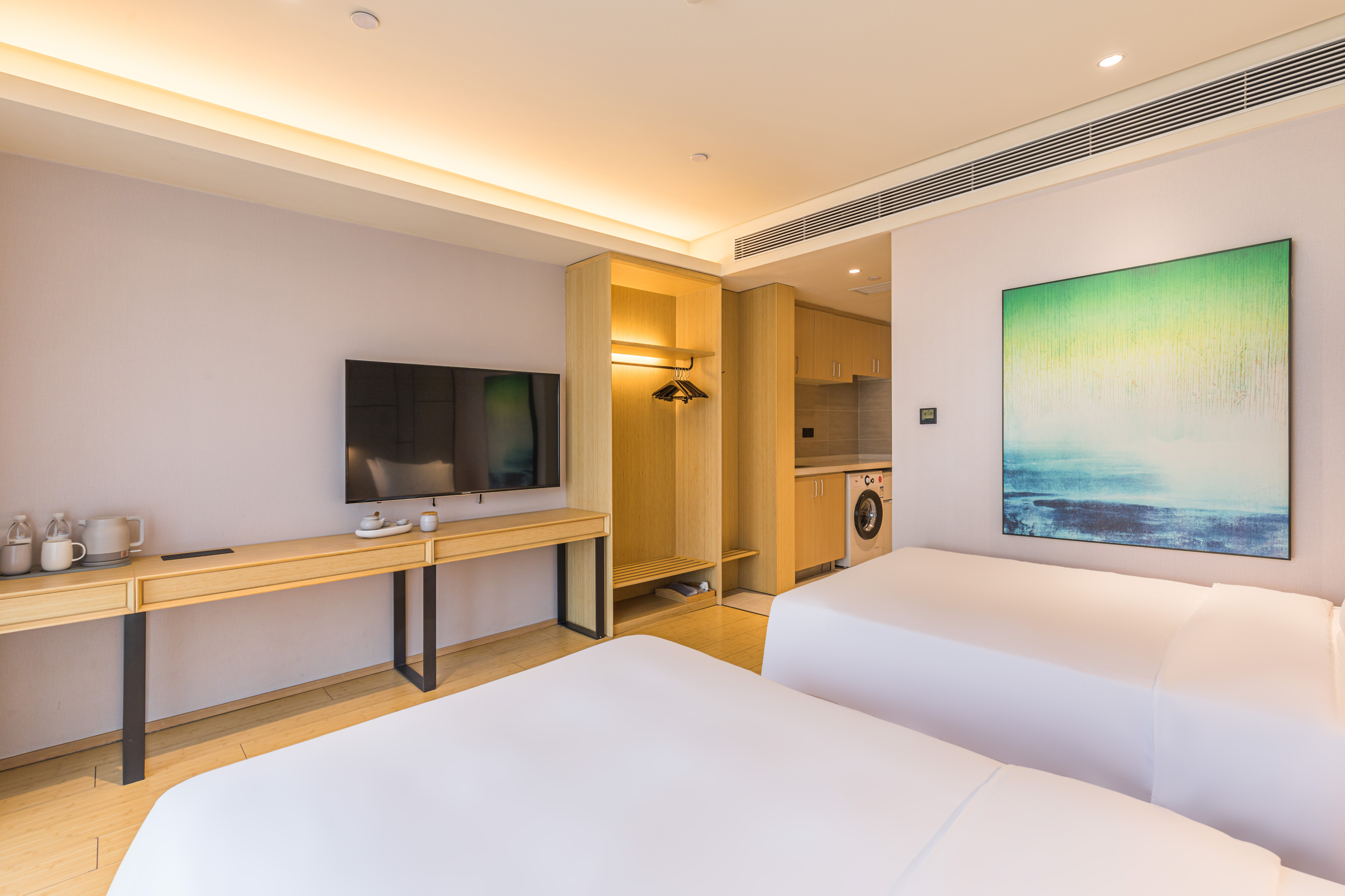 商务双床房（落地窗+小冰箱+mini茶海）