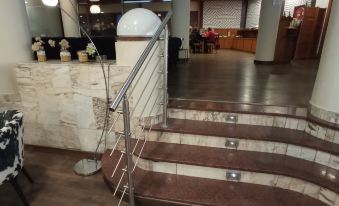 Hotel ELE Acueducto - Housity