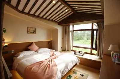 Beiji Village Beixun Wooden House Hotel Hotel di 
